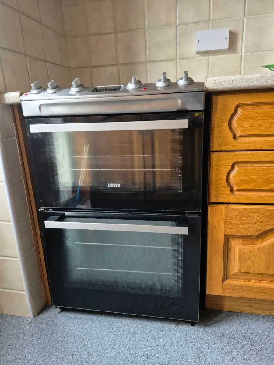 Cooker - Image 1