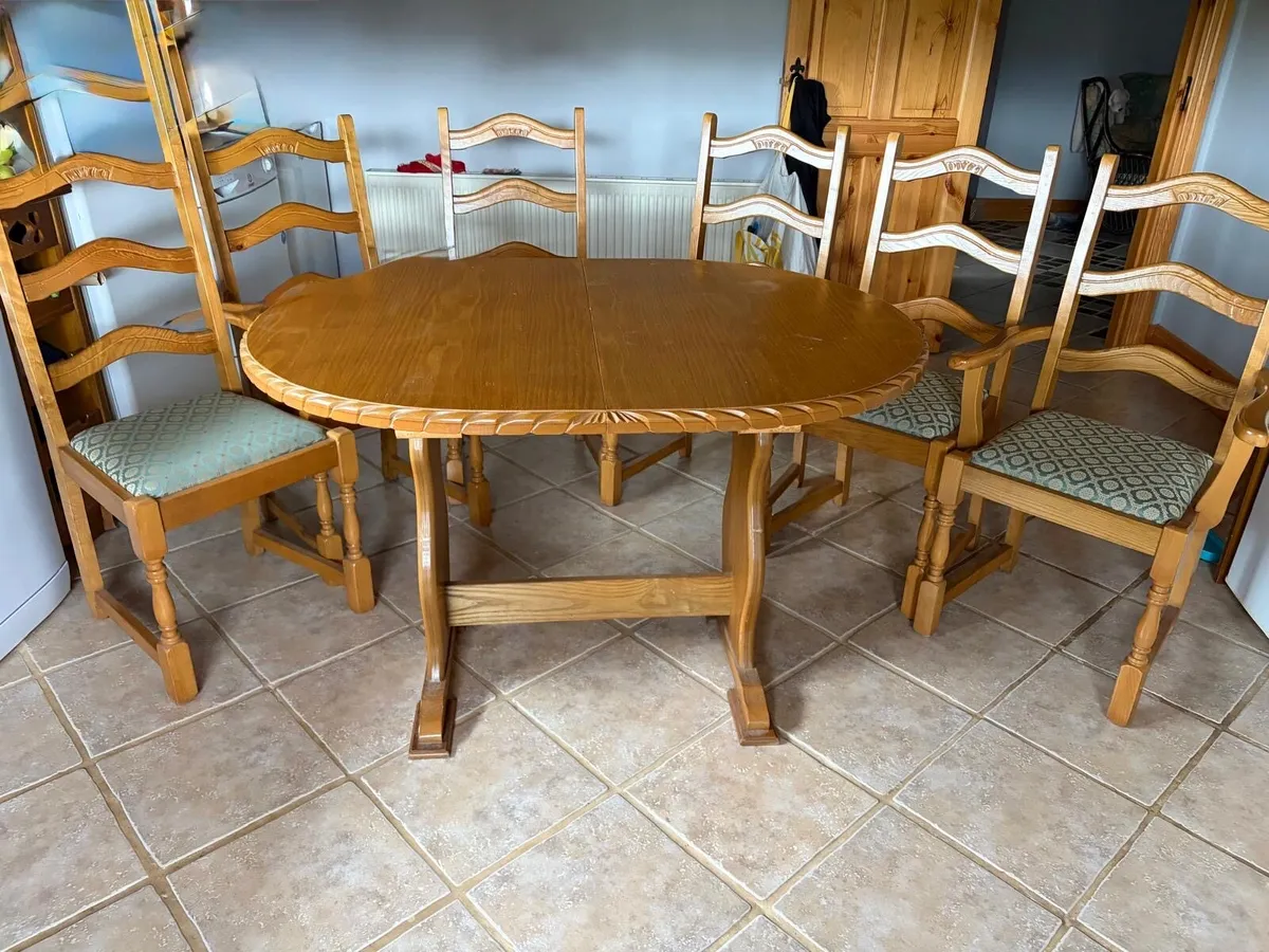 6 kitchen chairs - Image 2