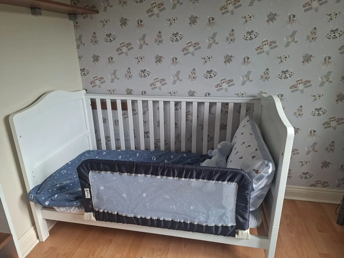Cot bed - Image 4