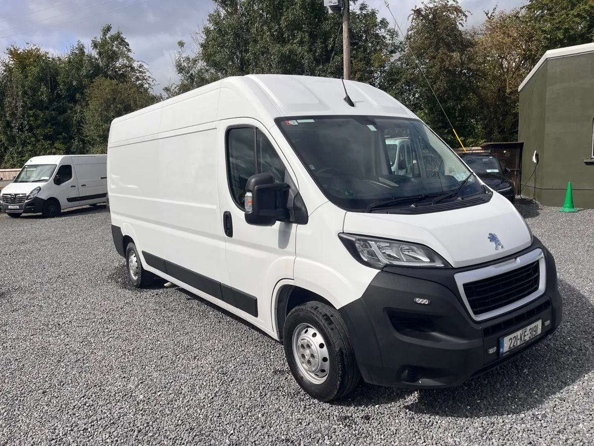 Peugeot Boxer L3H2 2.2L 140BHP (1 Owner) - Image 3