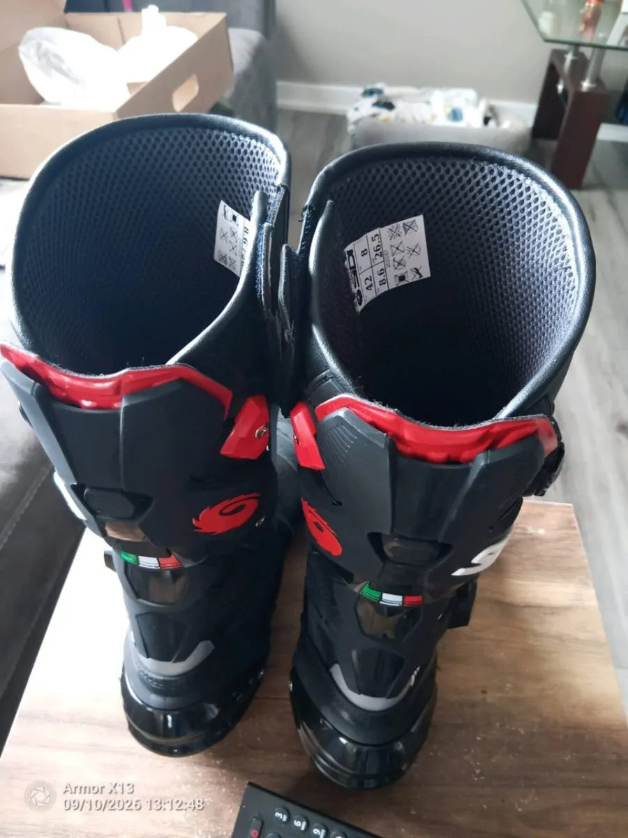 Motorcycle boots - Image 2