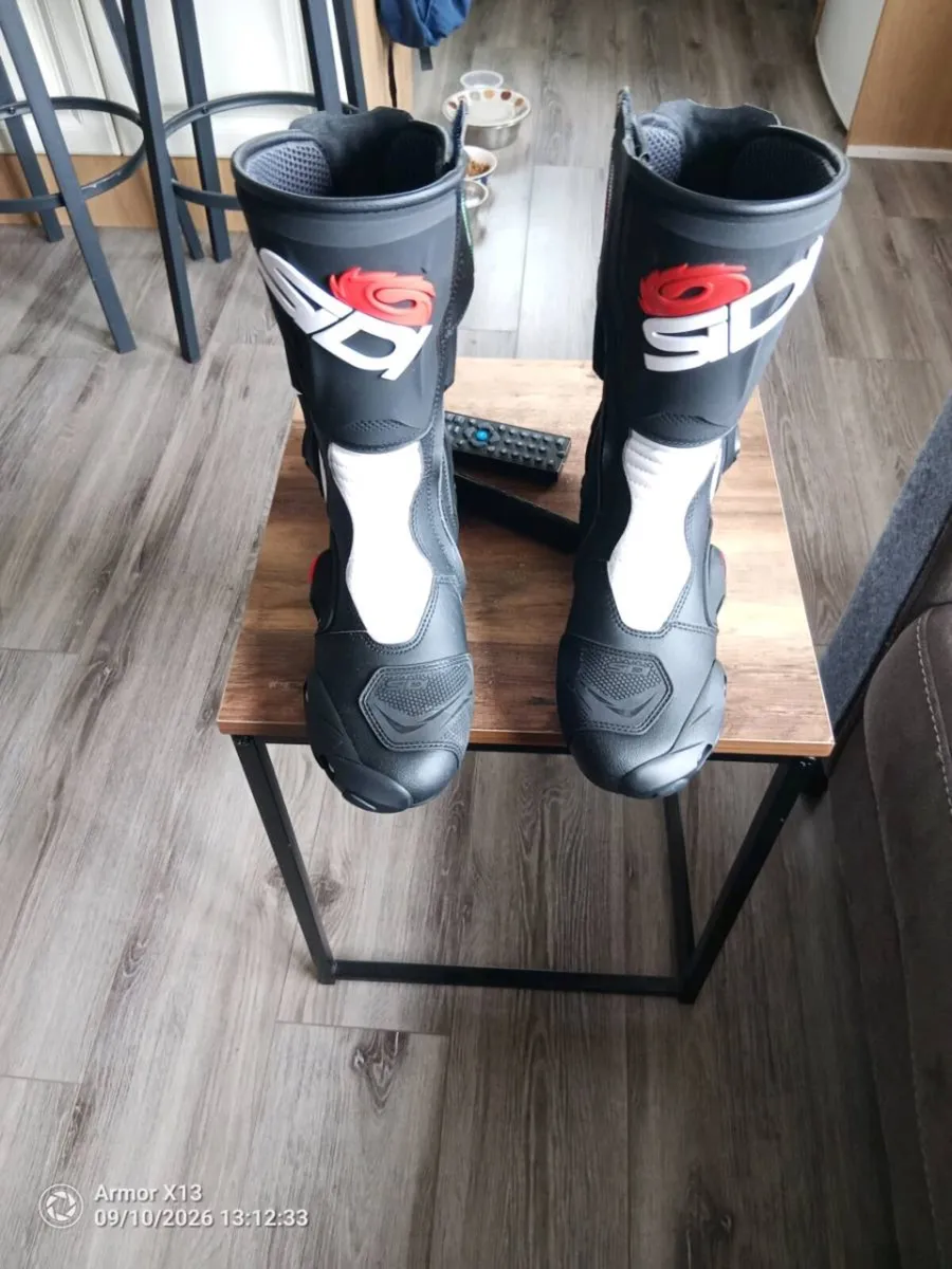 Motorcycle boots - Image 3