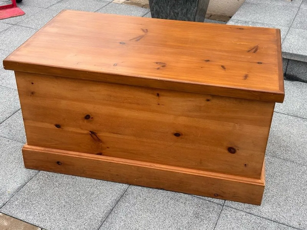 Blanket box/storge - Image 2