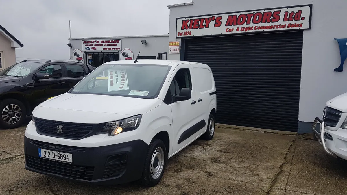 Peugeot Partner 212 D AS NEW 125KM VAT INVOICE - Image 3