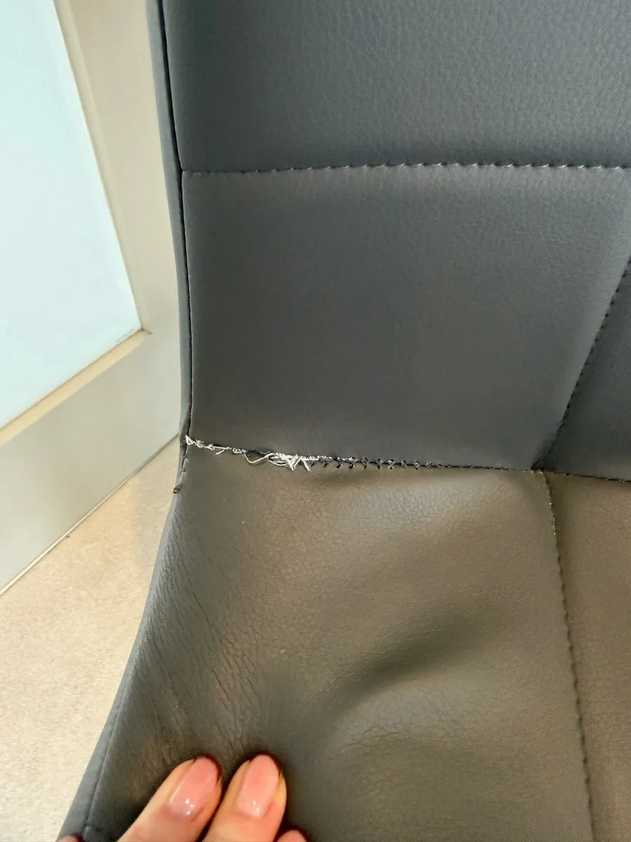 Chairs x 6 - Image 4