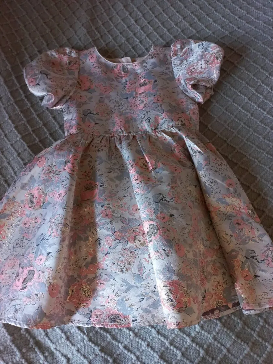 Kids dress - Image 3