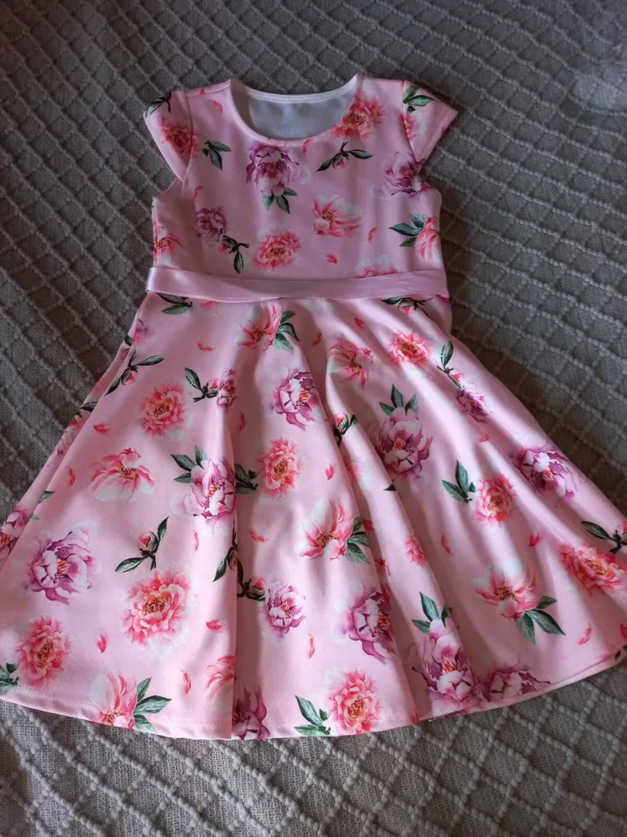 Kids dress - Image 2