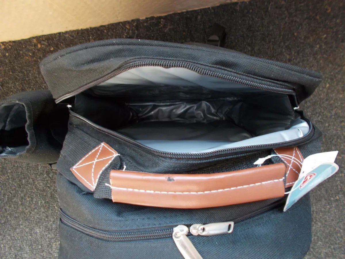 *NEW* Hiking Camping Picnic Bag - Image 3
