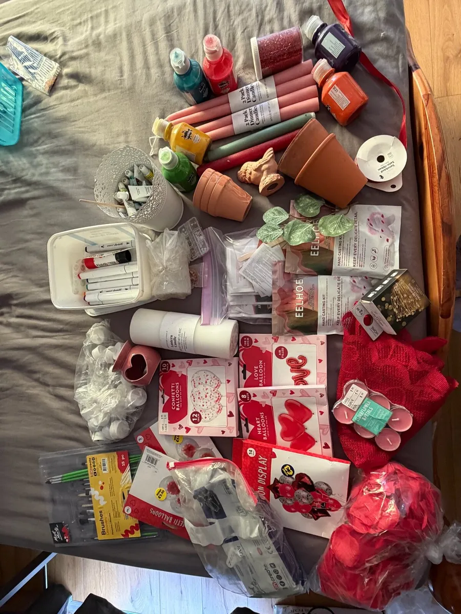 crafting bits . date night gifts / velentine etc - Image 1