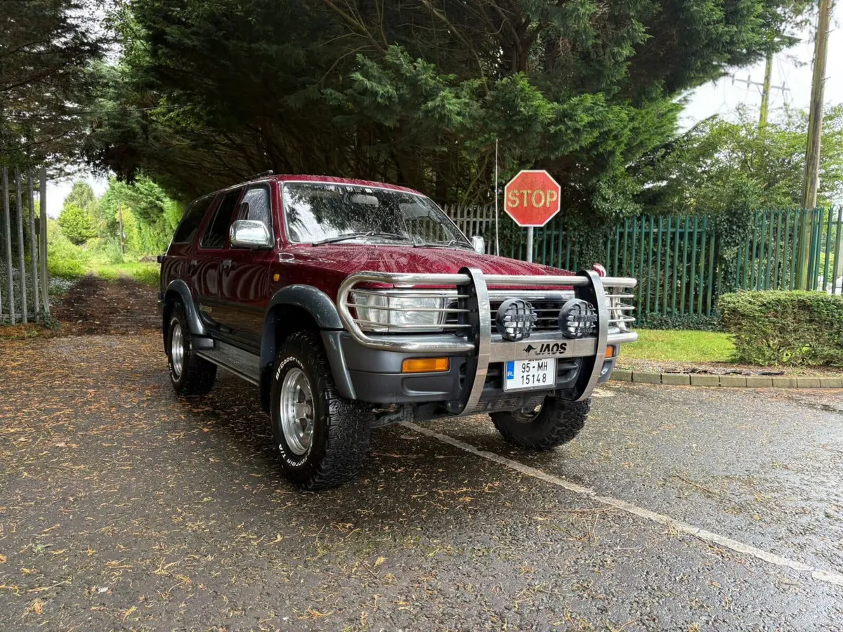 1995 Toyota Hilux Surf SSR-V - Image 4