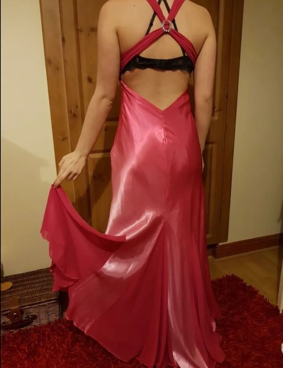 Dresses - Image 4