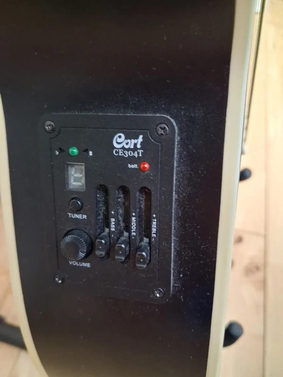 Acoustic Guitar Cort - Image 2