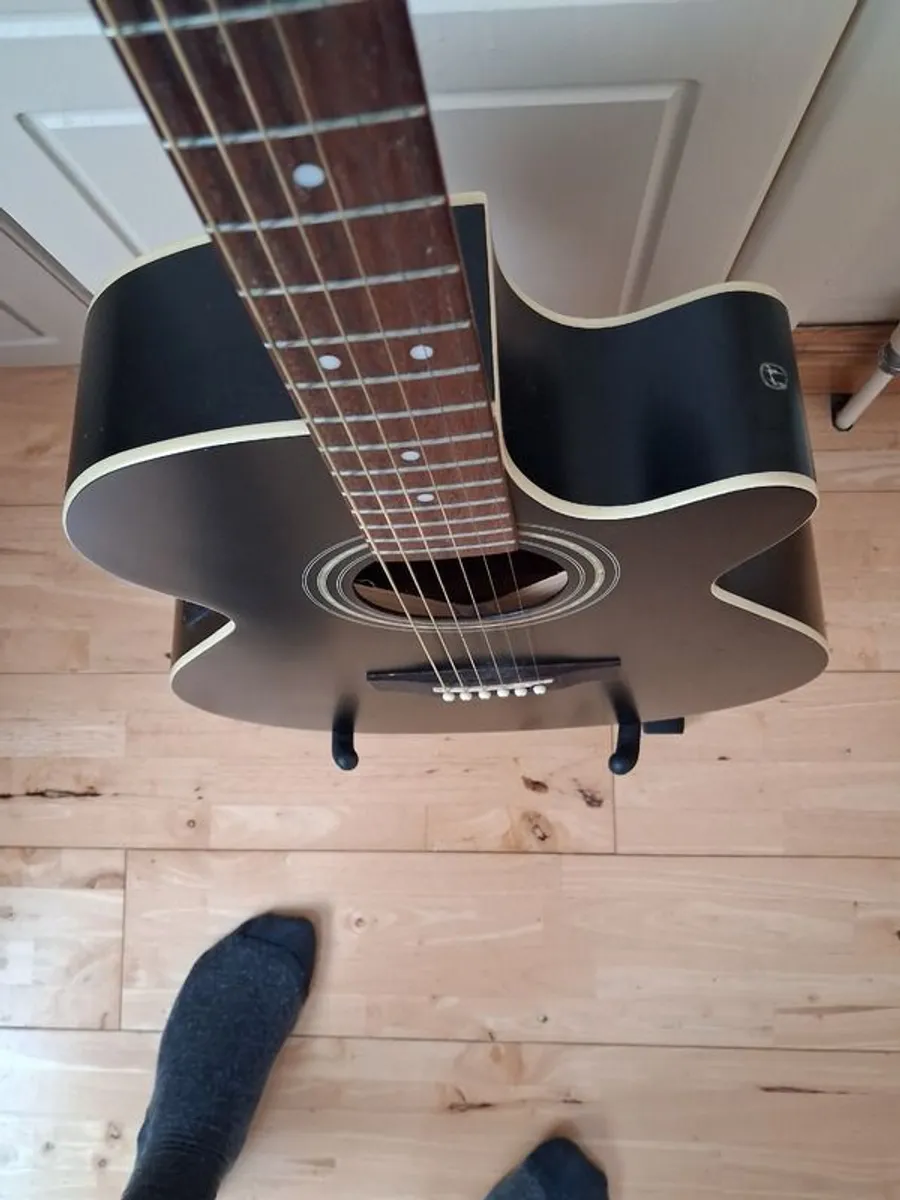 Acoustic Guitar Cort - Image 4