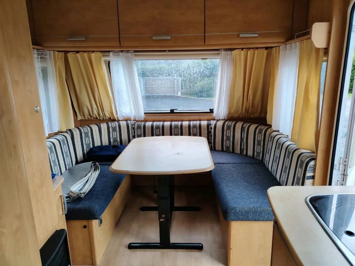 Caravelair 6berth caravan - Image 3