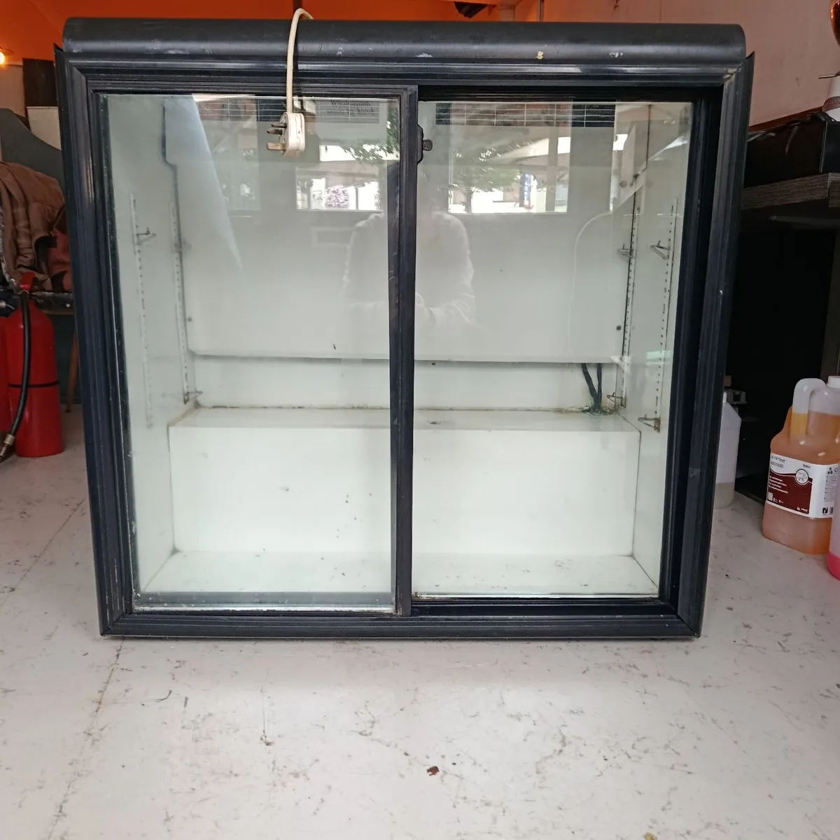 Drink fridge - Image 1