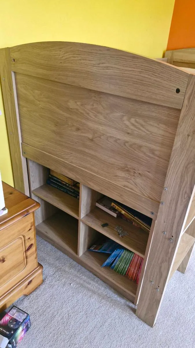 Midsleeper kids bed with storage - Image 2