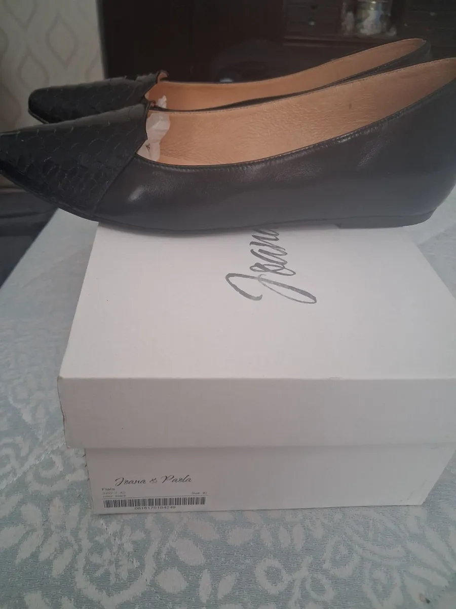 Shoes - Image 3