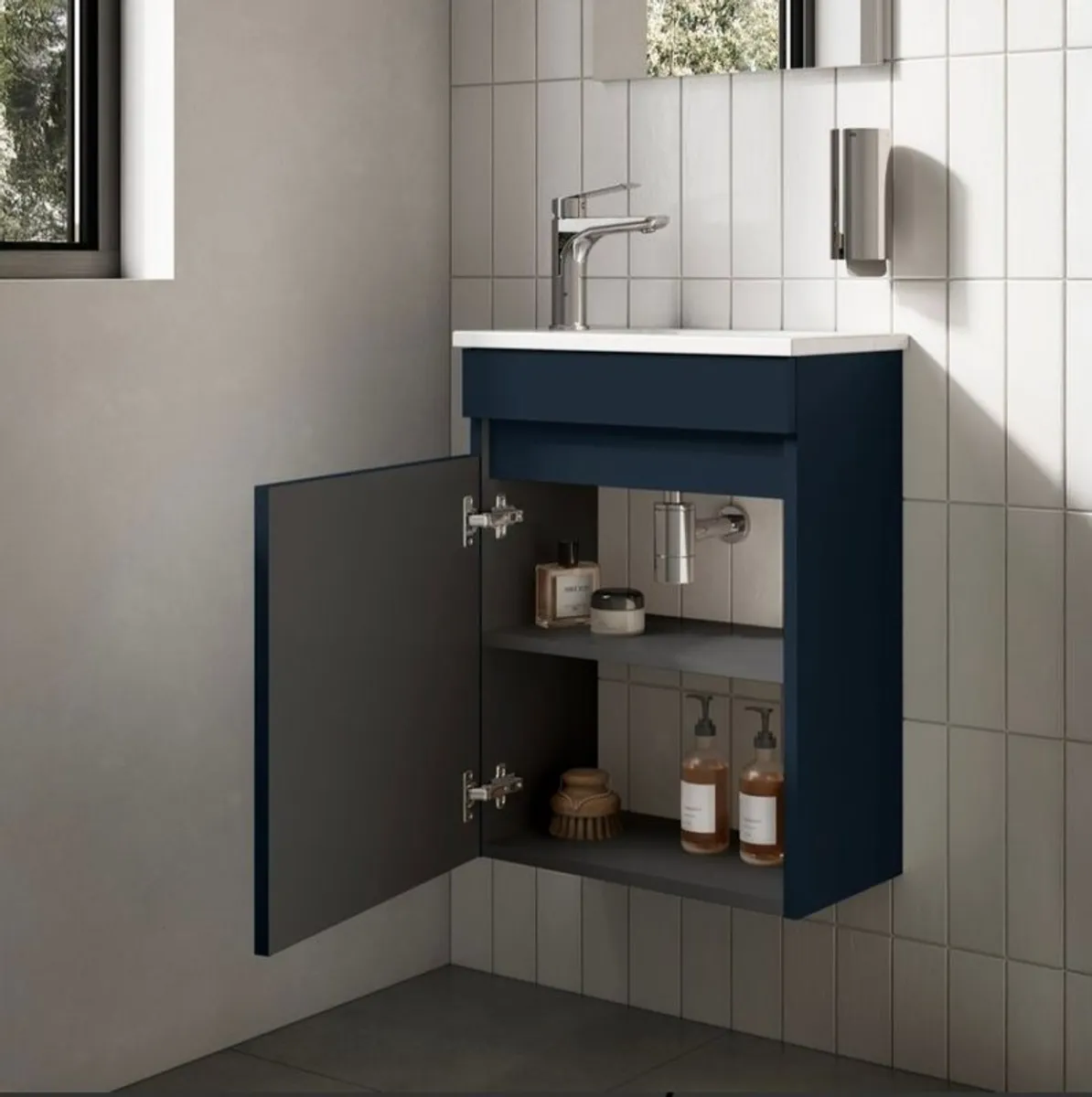 Small Navy vanity and white sink (new) - Image 3