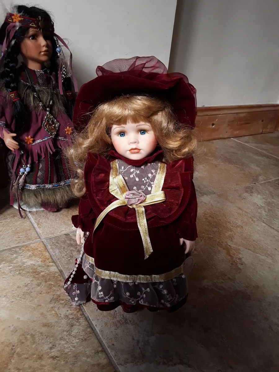 6  beautiful dolls porcelain - Image 4