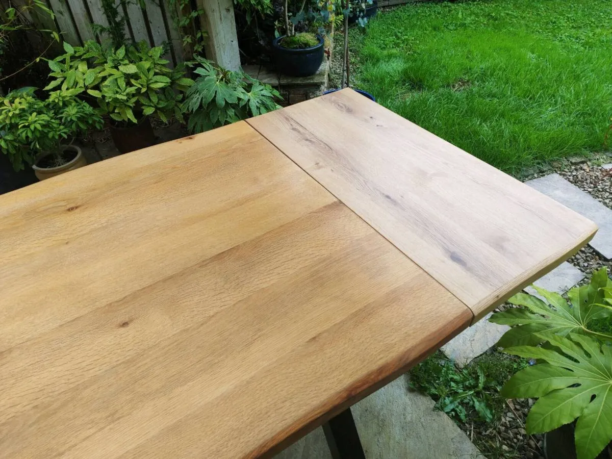 Large oak table - Image 3