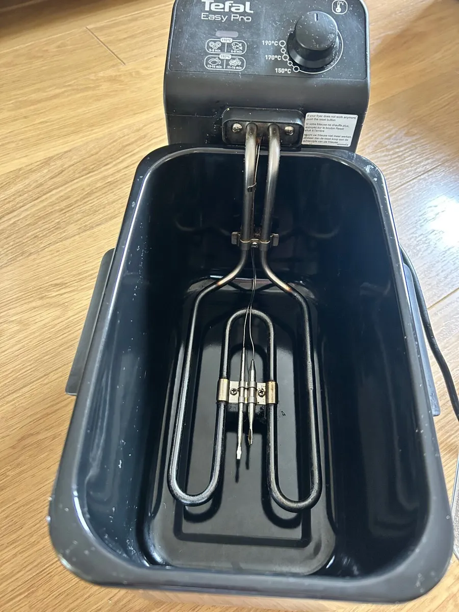 Deep Fat Fryer - Image 1