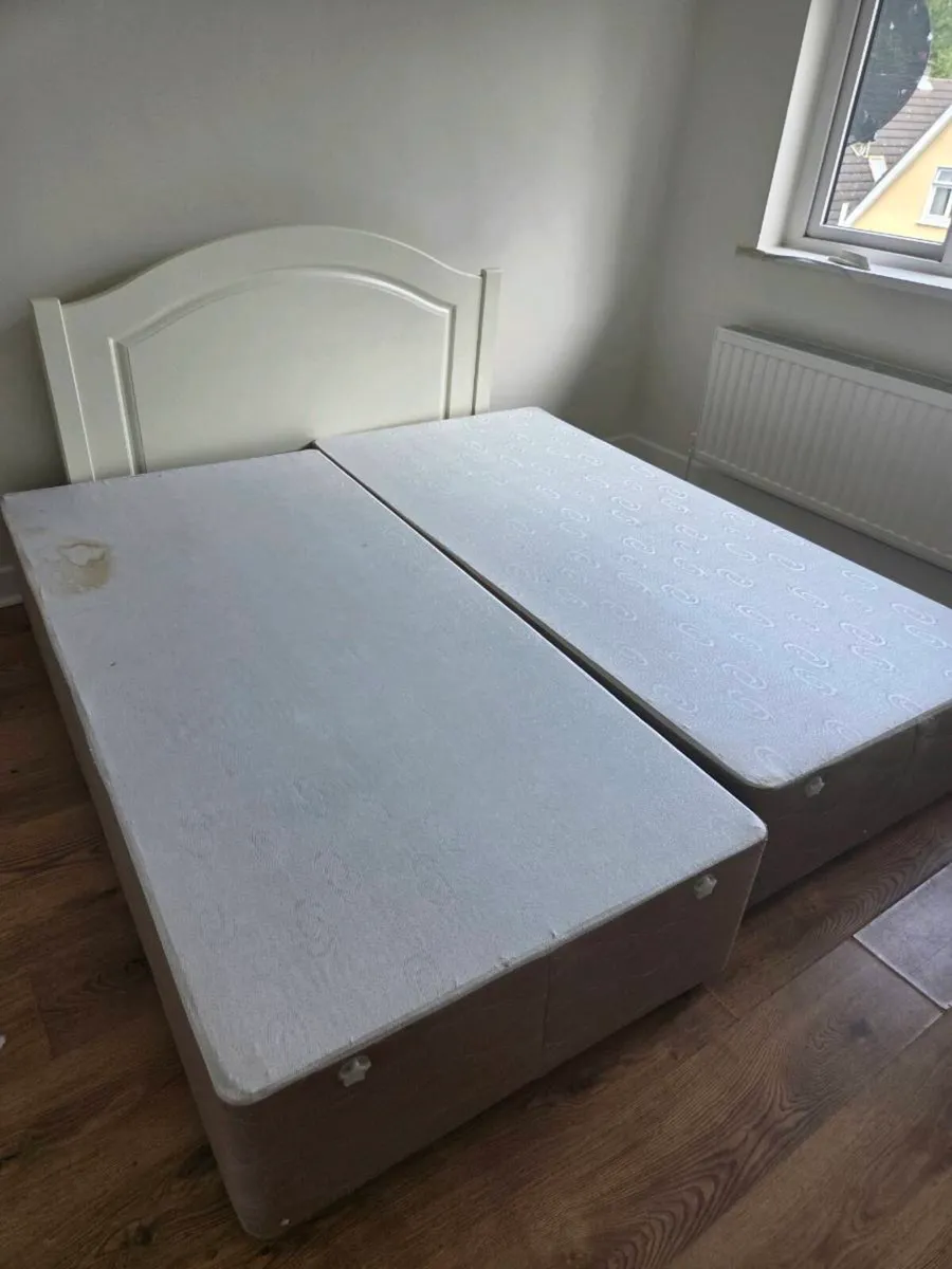 Box bed base and headboards - Image 1