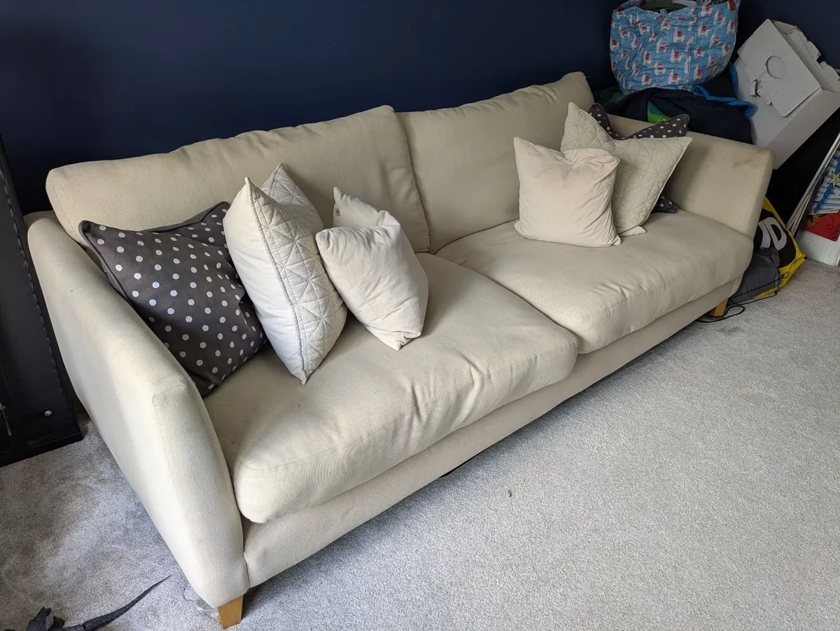 Couch - Image 1
