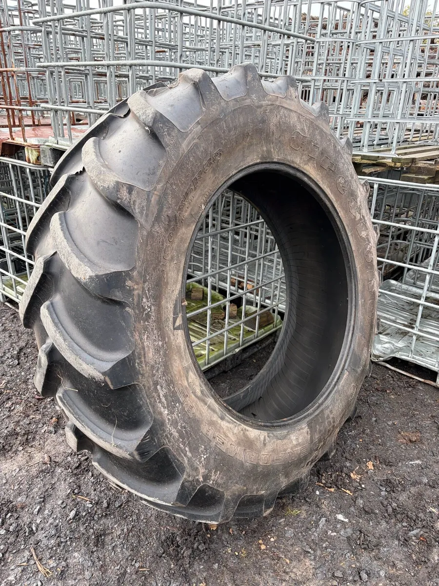 (1) Firestone 460 85 R38 - Image 3