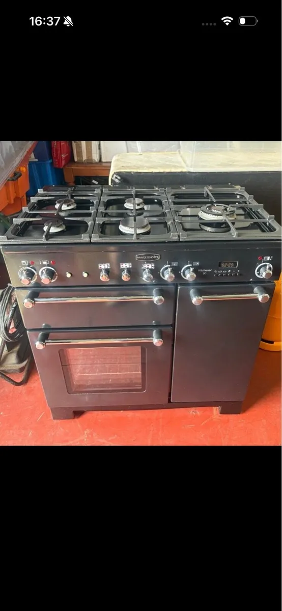Rangemaster dual fuel cooker - Image 1