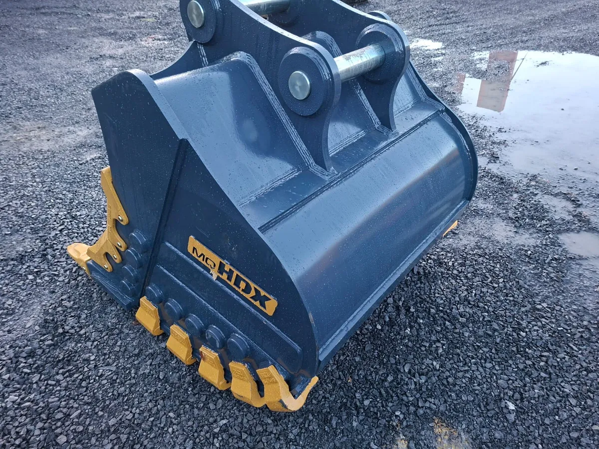 Heavy Duty Bucket to suit 35T Digger - Image 2