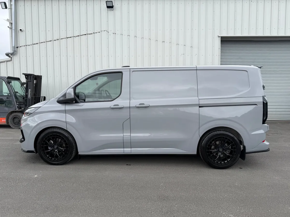 2024 FORD TRANSIT CUSTOM LIMITED - KITTED - Image 2