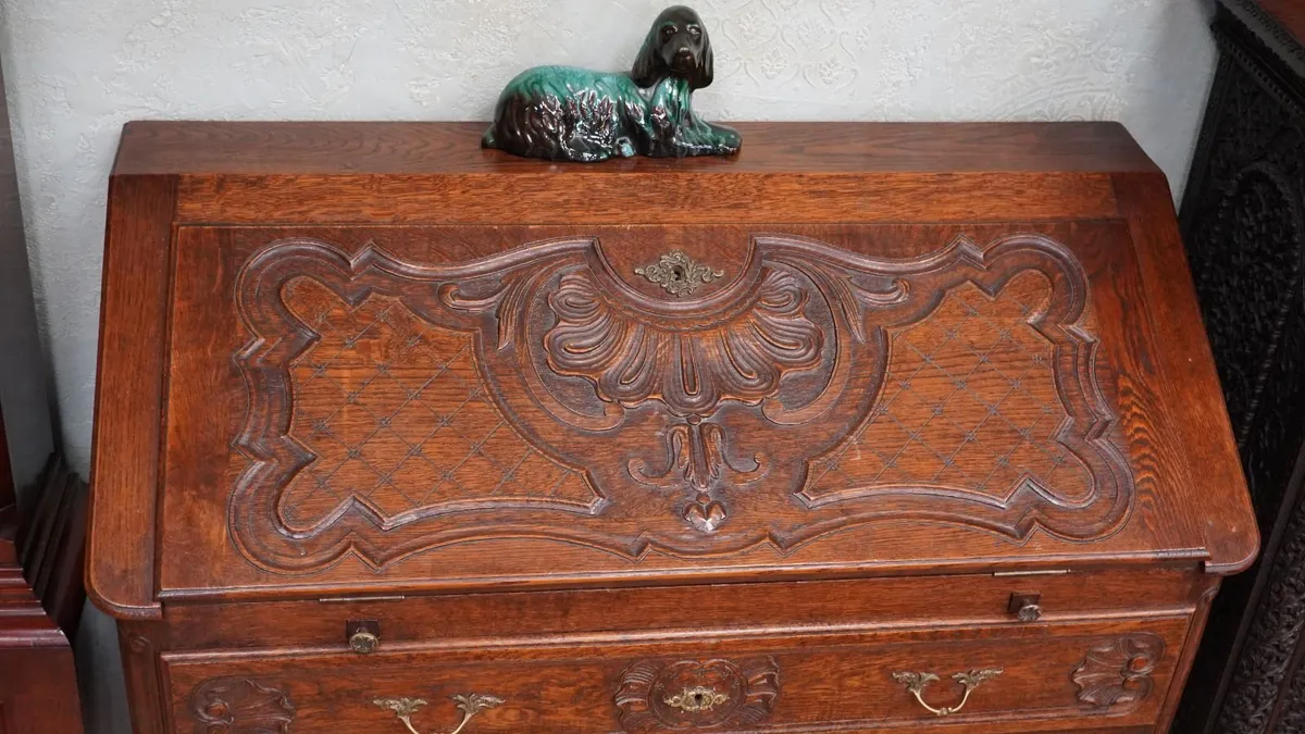 Early 20th Century French Solid Oak Bureau - Image 4