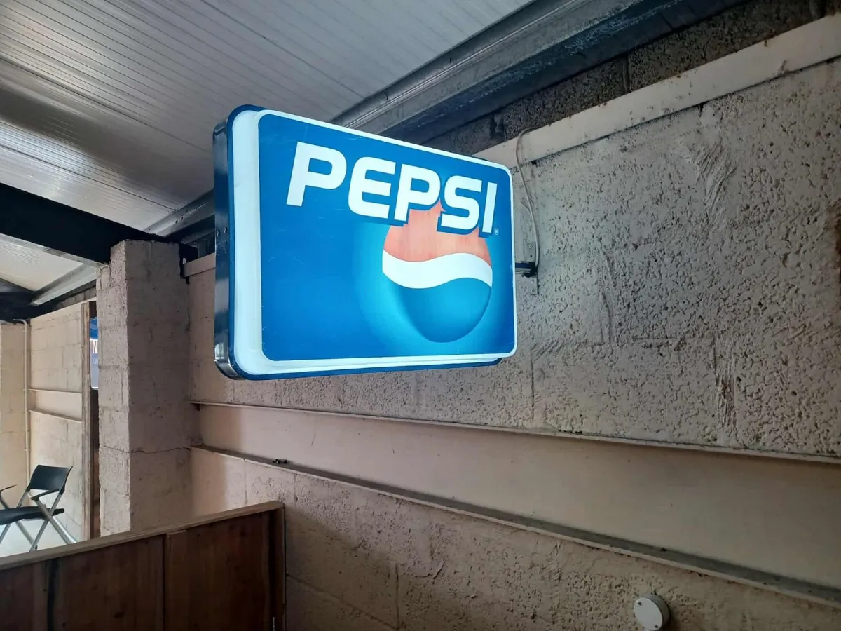 Vintage Pepsi Illuminated Sign - Image 3