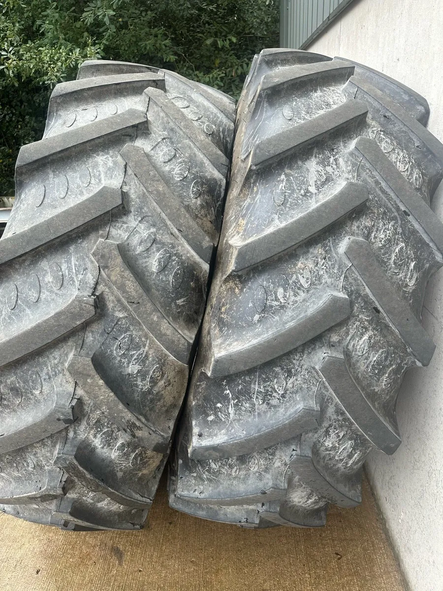 520 85 38 BKT and 16.9 x 28 wheels and tyres - Image 2