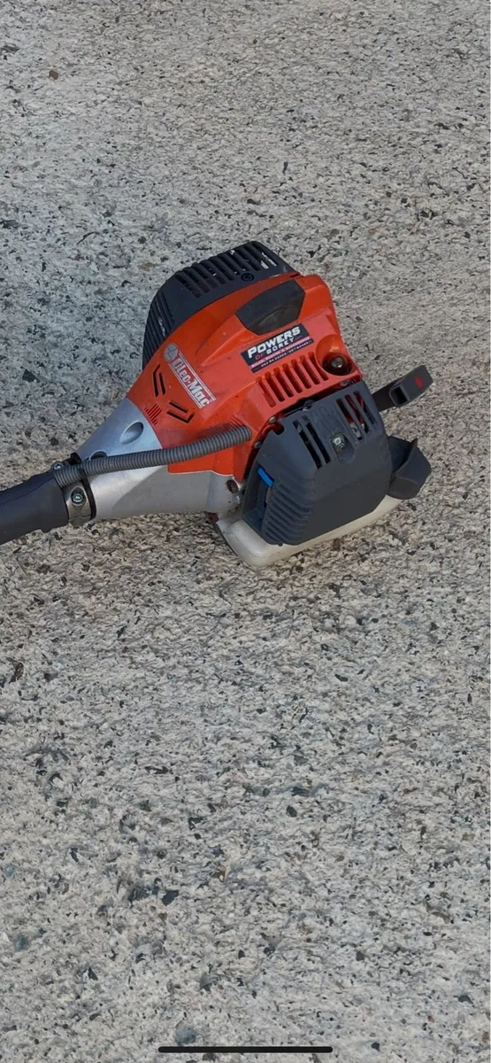 Oleo-Mac strimmers - Image 1