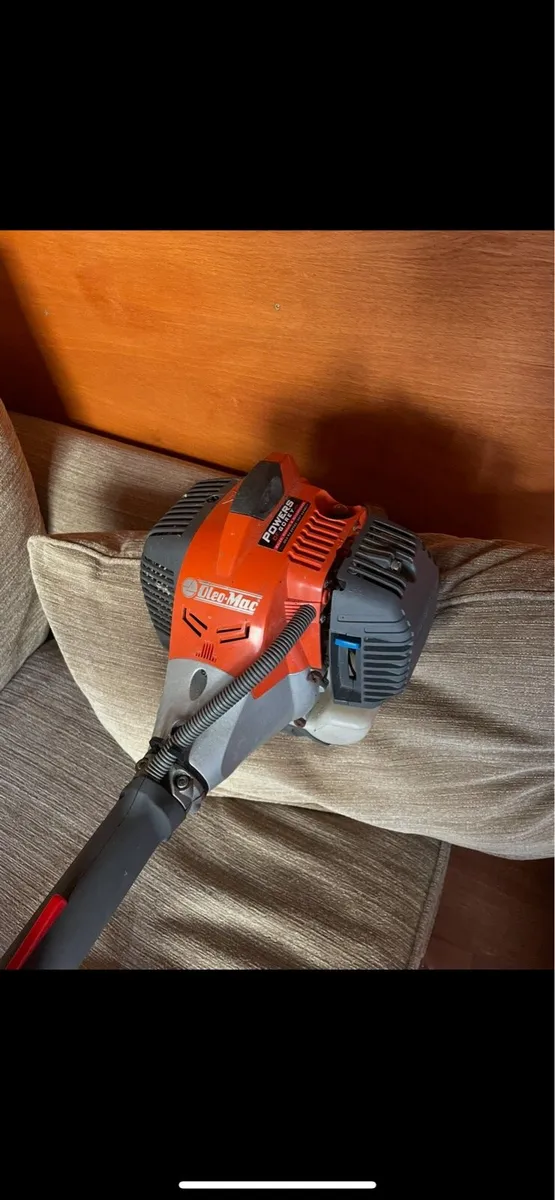 Oleo-Mac strimmers - Image 2