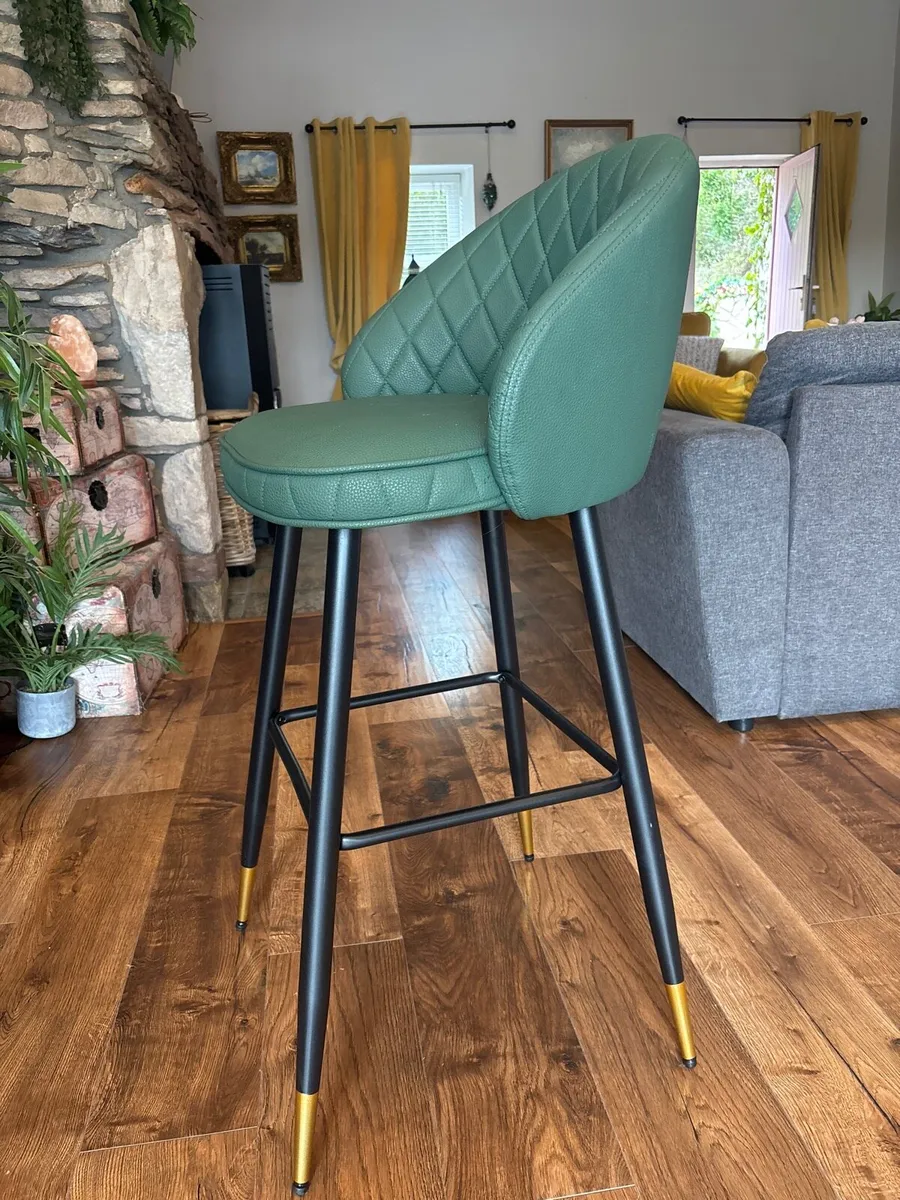 Counter chairs - Image 1