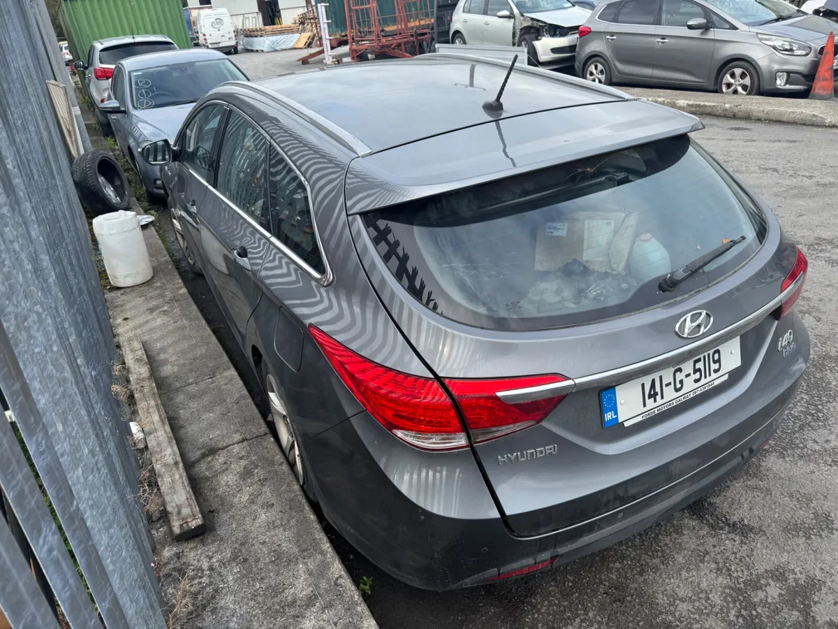 2014 Hyundai i40 1.7 CRDI BREAKING / PARTS - Image 4