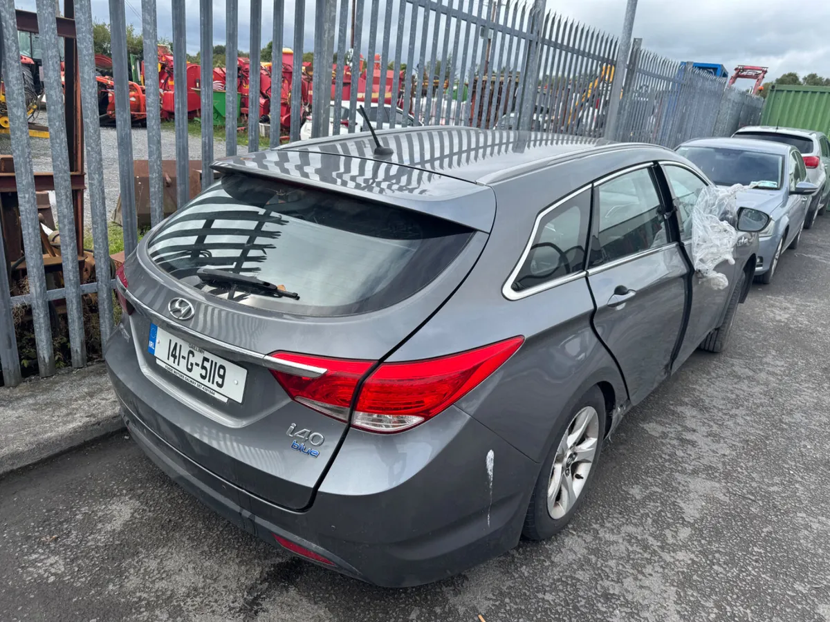 2014 Hyundai i40 1.7 CRDI BREAKING / PARTS - Image 3