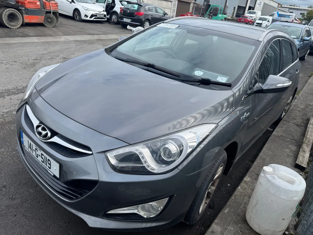 2014 Hyundai i40 1.7 CRDI BREAKING / PARTS - Image 2