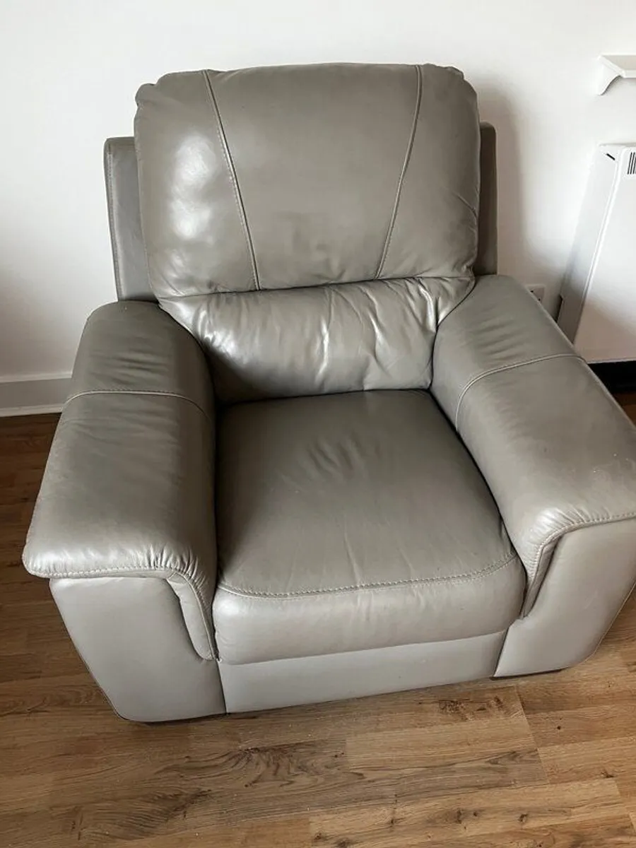 Furniture - Image 4