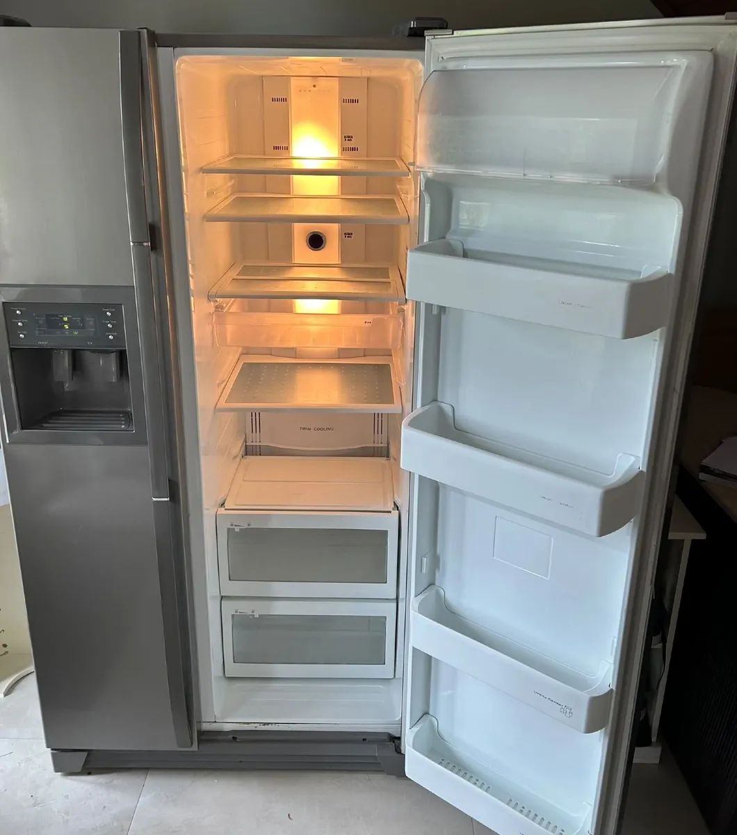 Samsung American Fridge Freezer - Image 3