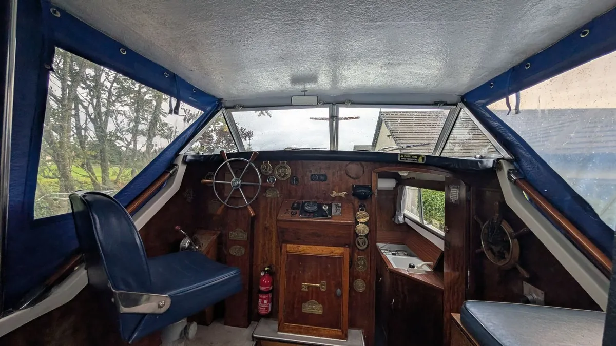 Freeman 23 Cruiser - Image 2