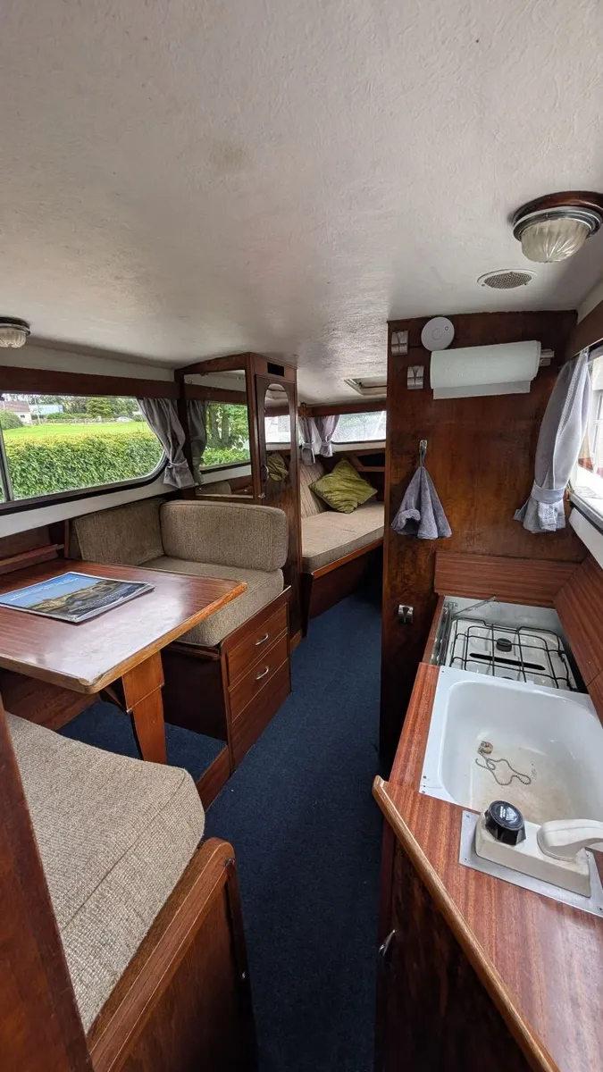 Freeman 23 Cruiser - Image 3