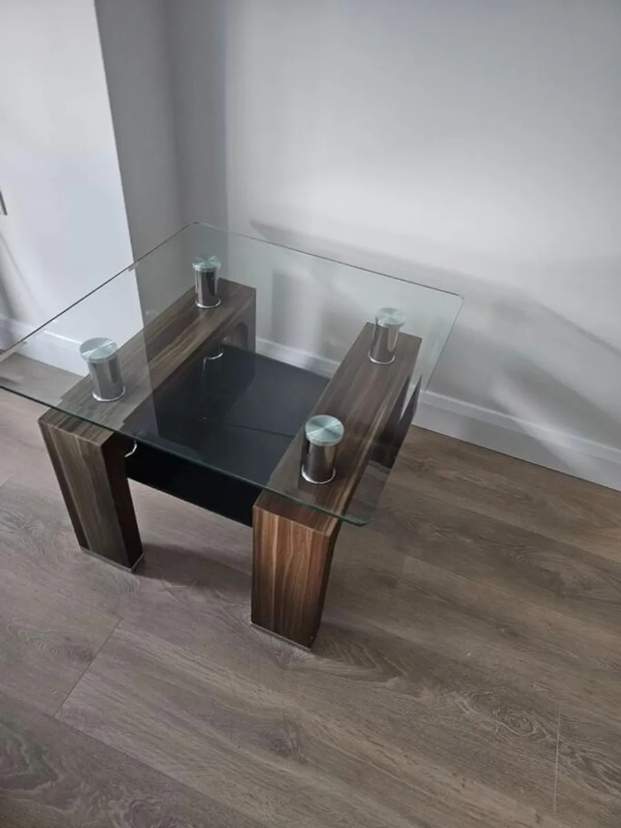 Glass & Wood Side tables x 2 - Image 2