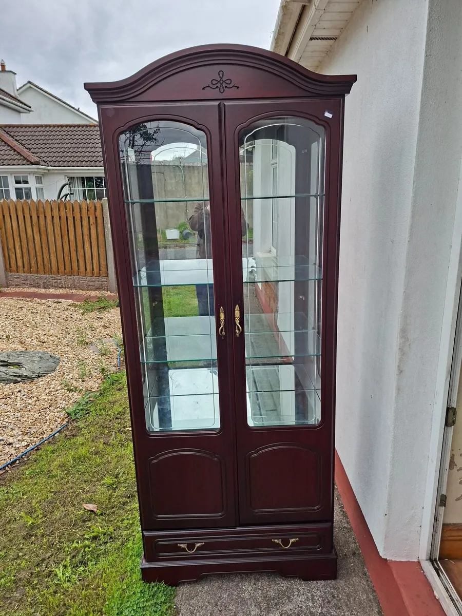 Furniture Display Cabinet - Image 2
