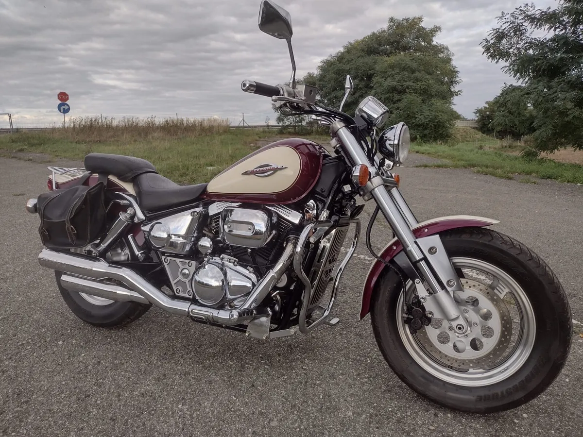 Suzuki marauder 800 - Mint - Image 1