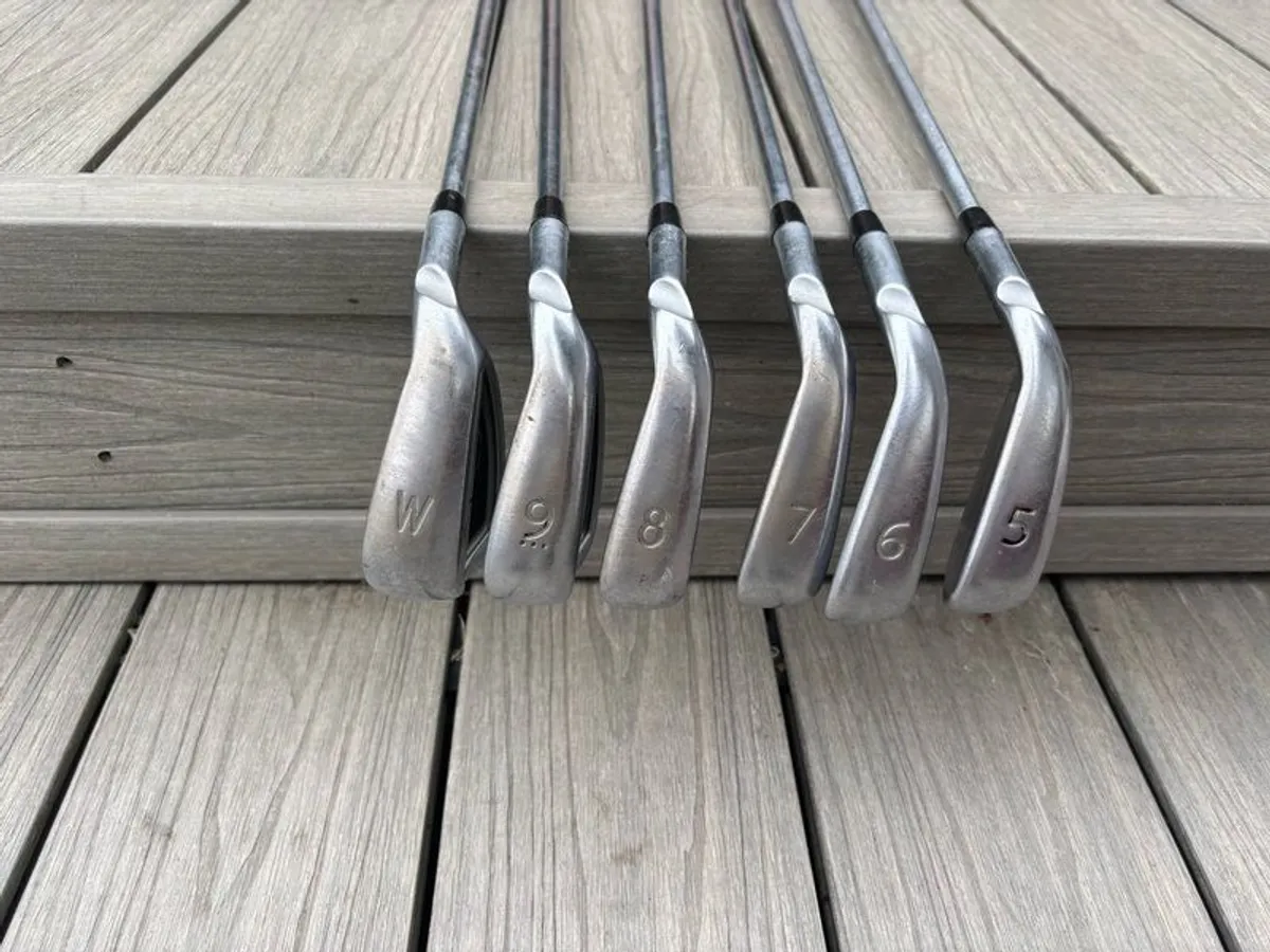Ping G400 Irons 5-PW - Image 1