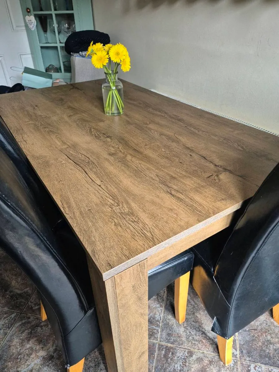 Dining table & chairs - Image 2