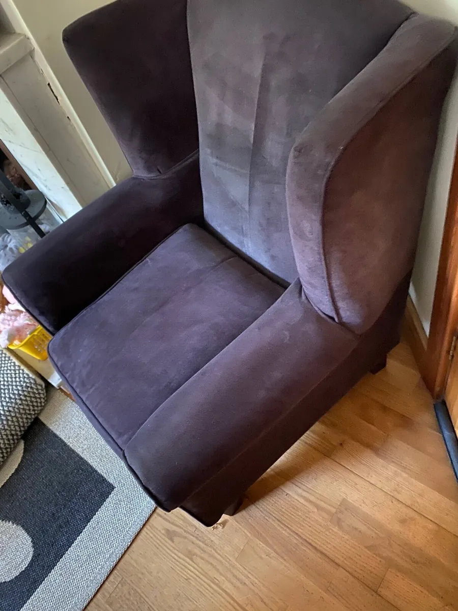 Black armchair - Image 1